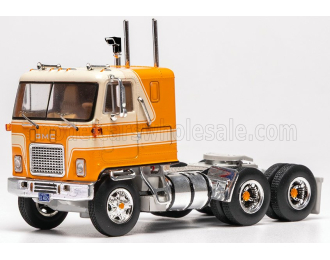 GMC Astro 95 Tractor Truck 3-Assi (1969), orange
