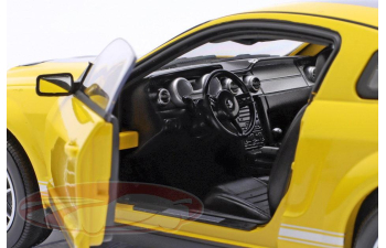 FORD Mustang Shelby GT500 (2007), yellow
