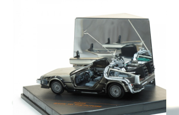 DeLOREAN DMC 12 "Back to the Future" Part I, silver