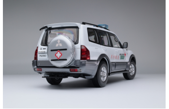 MITSUBISHI Pajero V73 Beijing Red Cross Rescue Service Center, white
