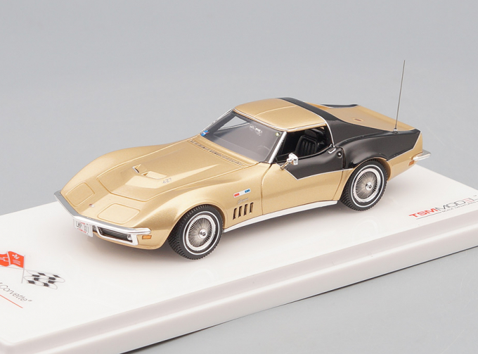 CHEVROLET Corvette "Astrovette Apollo XII" (1969), gold