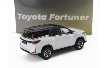 TOYOTA Fortuner Lhd (2023), White Black