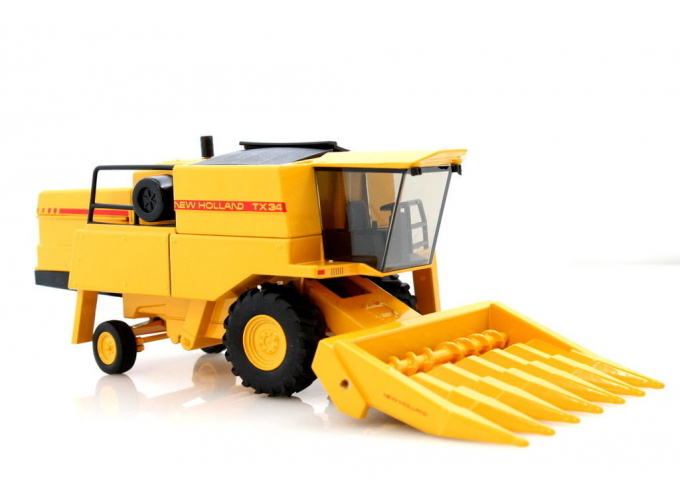 Зерноуборочный комбайн кукурузы New Holland TX-34, yellow