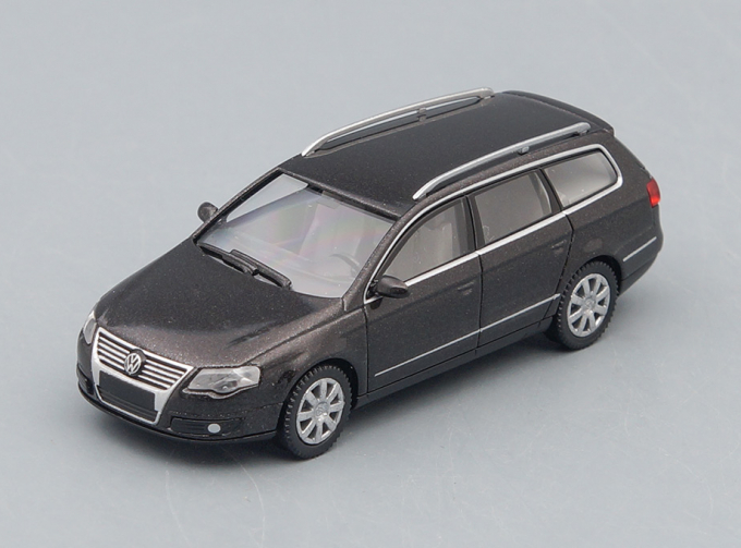 VOLKSWAGEN Passat Variant, black