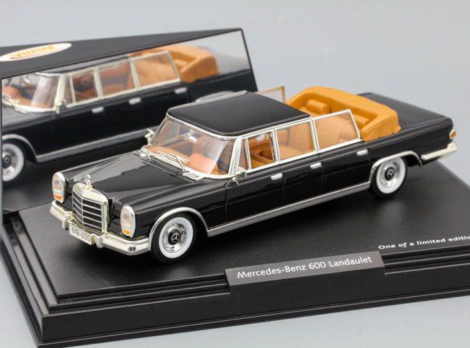 MERCEDES-BENZ 600 Landaulet, black