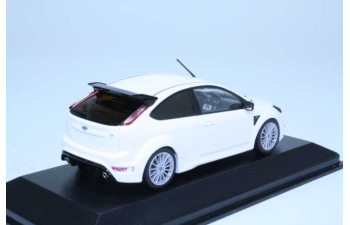 FORD Focus RS (2009), white