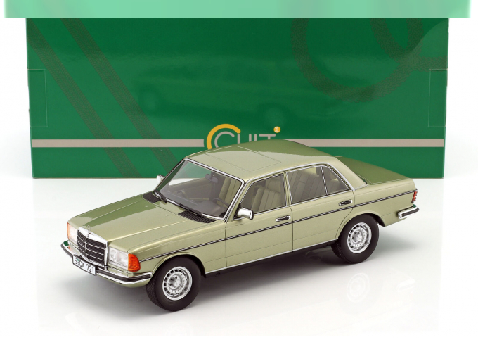 MERCEDES-BENZ 280E (W123) 1976 Metallic Green