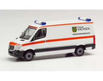 MERCEDES-BENZ Sprinter flachdach kasten Freistaat Sachsen Katastrophenschutz, white