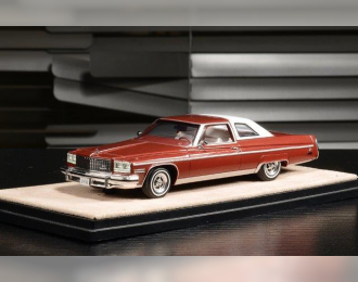 BUICK Electra 225 Limited Coupe (1976), Boston Red Metallic