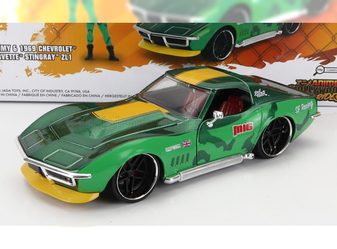 CHEVROLET Corvette Zl1 Stingray 1969 With Cammy Street Fighter Figure, Green Yellow