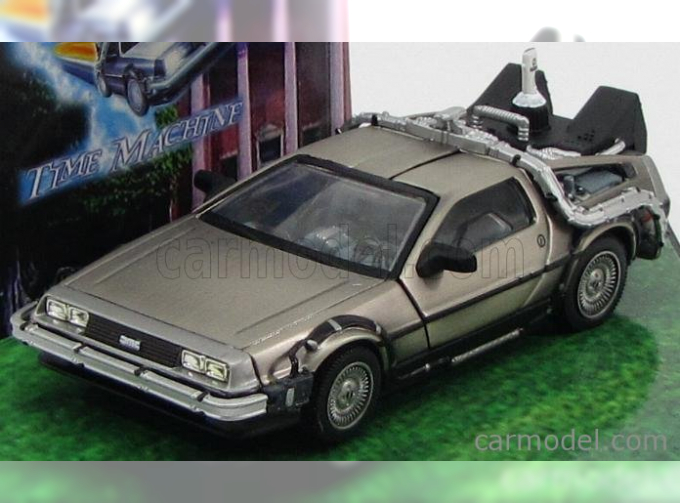 DeLorean DMC 12 Back to the Future Part II, grey