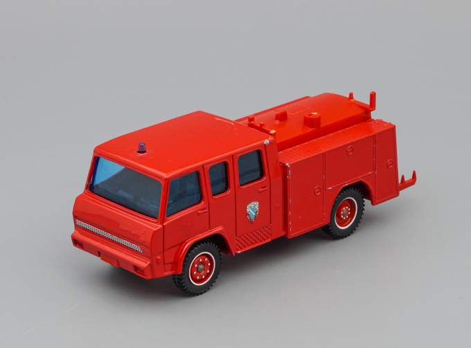 BERLIET 770 KE CAMIVA, red