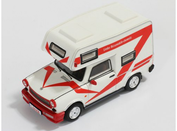 TRABANT 601 Wohnmobil 1980, white / red