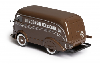 INTERNATIONAL D-300 Delivery Van Wisconsin Ice Co. 1938, brown