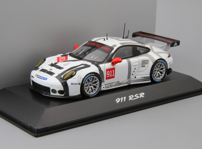 Porsche 911 (991) RSR Presentation Car 2015