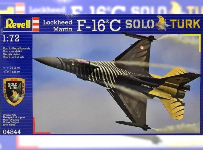 Сборная модель Турецкий истребитель Lockheed Martin F-16C "Solo Turk"