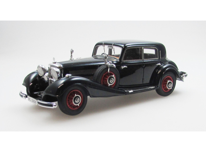 MERCEDES-BENZ 540K W29 4х дверный седан (1936),черный