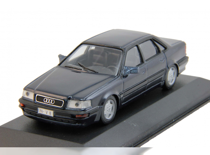 AUDI V8 Quattro Street, blue metallic