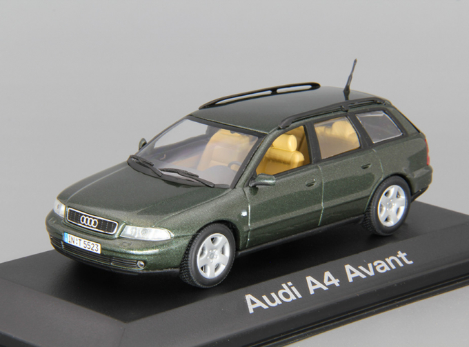 AUDI A4 Avant (1999), green