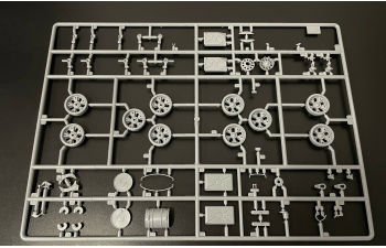 Сборная модель Советский основной боевой танк Т-62М