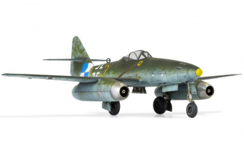 Сборная модель Messerschmitt Me262A-1A Schwalbe