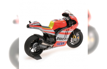 Ducati Desmosedici GP 11.2 Rossi 2011