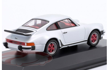PORSCHE 911 Turbo 3.0 (1975), white / cherry red Tires