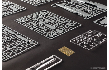 Сборная модель Бомбардировщик-торпедоносец Royal Navy Fairey Barracuda Mk. II