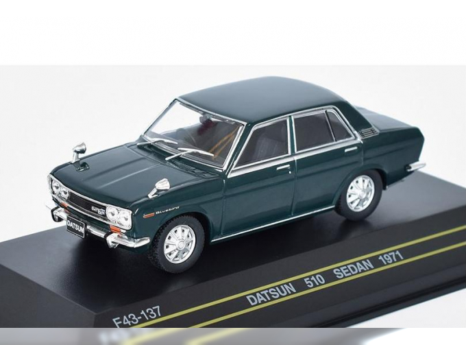 DATSUN 510 Sedan (1971), green