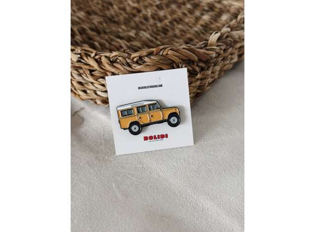 Значок Pin Land Rover Series 3, beige