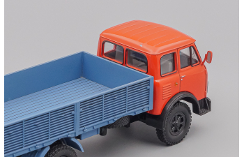 Минский 5335 бортовой, красный с голубым