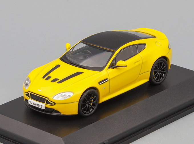 ASTON MARTIN Vantage S 2017 Sunburst Yellow