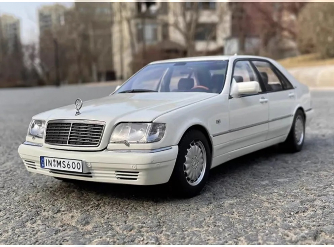 MERCEDES-BENZ S600 (W140) (1997), White