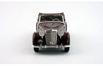 MERCEDES-BENZ 170S Cabriolet, brown