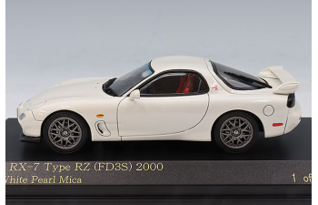MAZDA RX-7 Type RZ (FD3S) (2000), snow white pearl mica