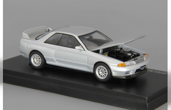 NISSAN Skyline GT-R (BNR32) V-speck II, spark silver