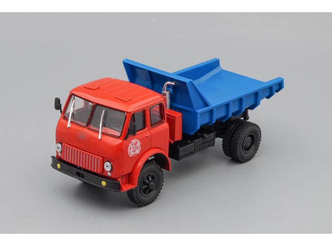 Минский-507 самосвал (1963), красный / синий