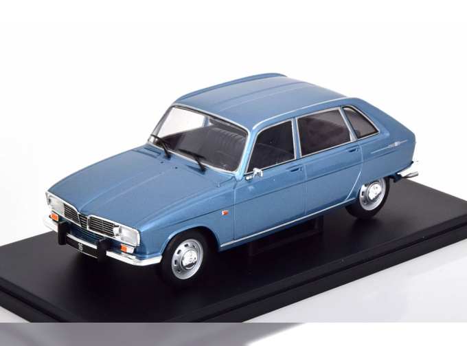 RENAULT 16, light blue-metallic