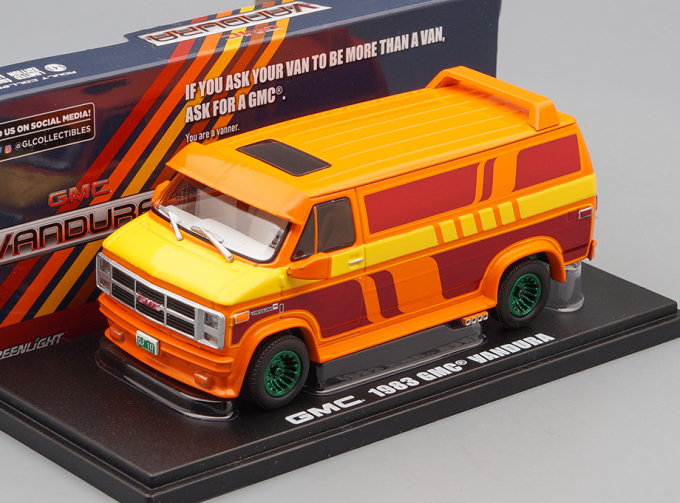 GMC Vandura Custom (фургон) 1983 Orange with Custom Graphics (Greenlight!)