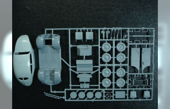 Сборная модель VOLKSWAGEN type 82E hard top