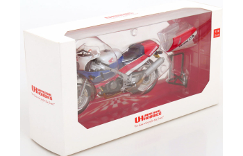 HONDA RC 30, white-metallic red blue
