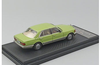 MERCEDES-BENZ 560SEL W126, green