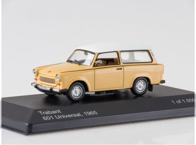 TRABANT 601 Universal (1965), beige/white