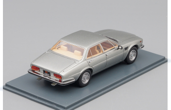 De TOMASO Deauville, metallic grey