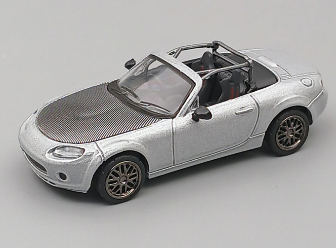 MAZDA MX-5 Race Car NC (2005), silver / carbon
