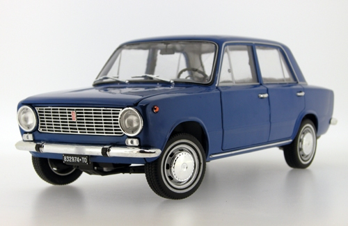 FIAT 124 (1966), blue