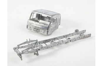 Сборная модель Камский грузовик 43118 6x6 бортовой с тентом (рестайлинг)