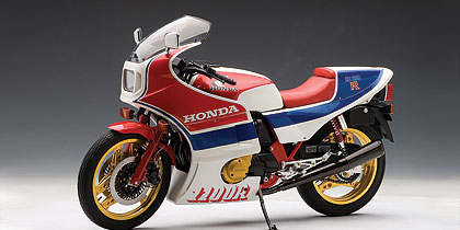 HONDA CB1100R 1983, WHITE W/RED BLUE STRIPES