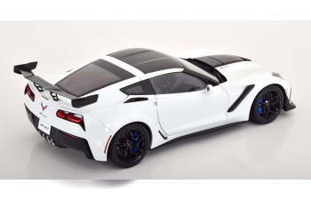 CHEVROLET Corvette C7 ZR1 (2019), white