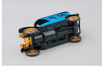 РУССО-БАЛТ С24/30 с кузовом "Лимузин" с задним фонарем (А32), синий